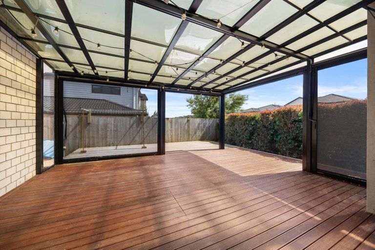 Photo of property in 67 Drumbuoy Drive, Flat Bush, Auckland, 2019