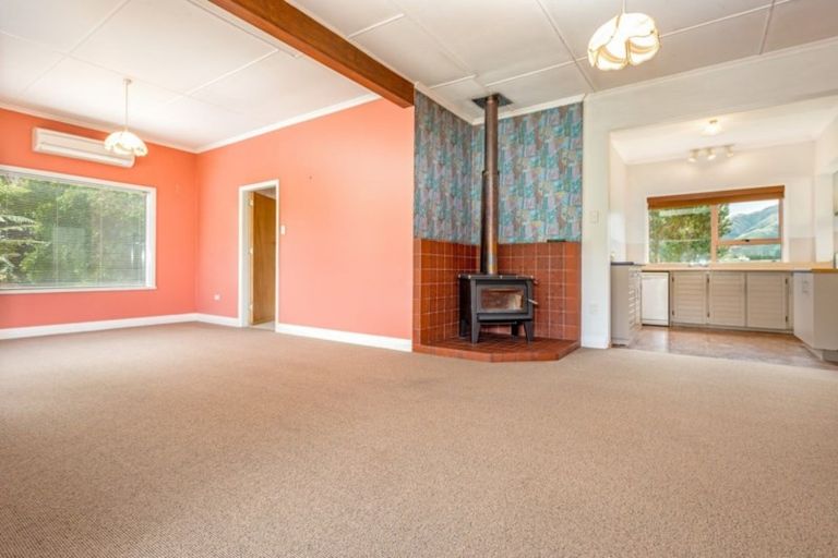 Photo of property in 119 Engles Road, Shannon, 4821