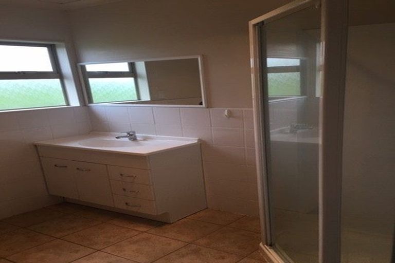 Photo of property in 22 Imrie Avenue, Mangere, Auckland, 2022