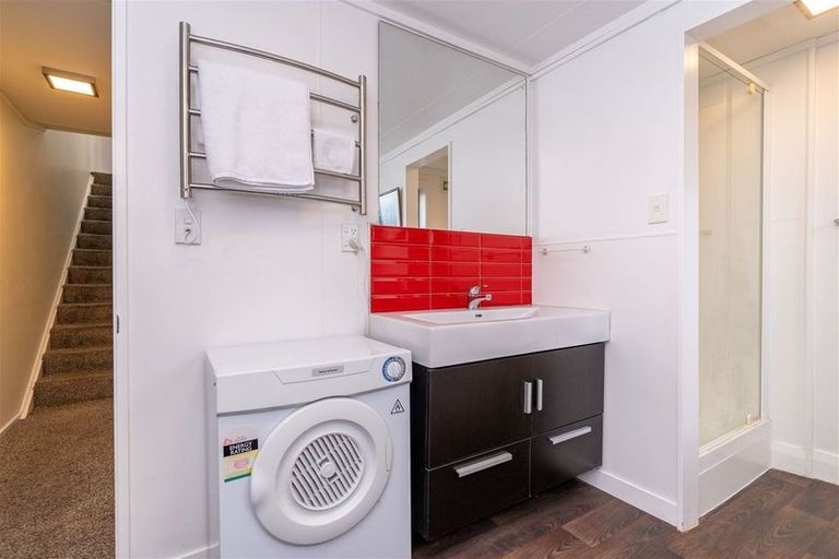 Photo of property in 128 Taieri Road, Kaikorai, Dunedin, 9010