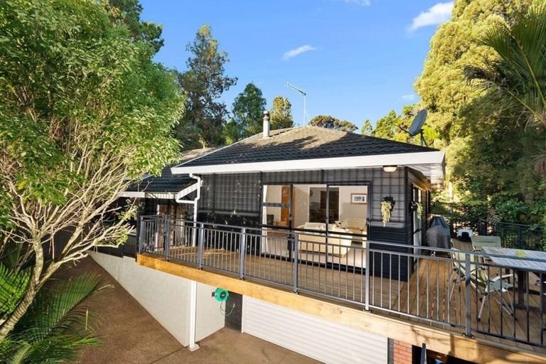 Photo of property in 22 Waima Crescent, Titirangi, Auckland, 0604