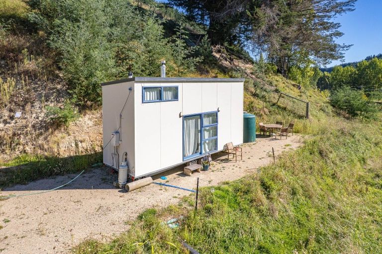 Photo of property in 184a Kaukatea Valley Road, Okoia, Wanganui, 4582