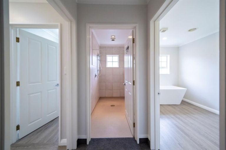 Photo of property in 7 Edna Wills Place, Hawera, 4610