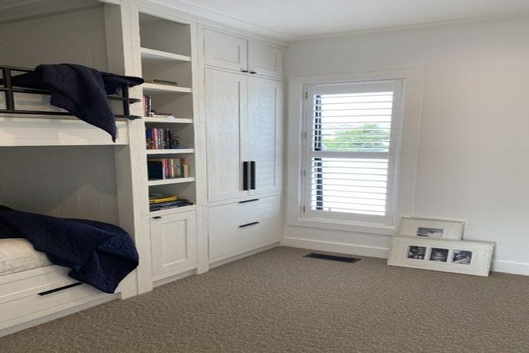 Photo of property in Kotuku Drive, Paraparaumu Beach, Paraparaumu, 5032