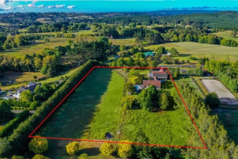 Photo of property in 31 Rangitopuni Road, Riverhead, 0793