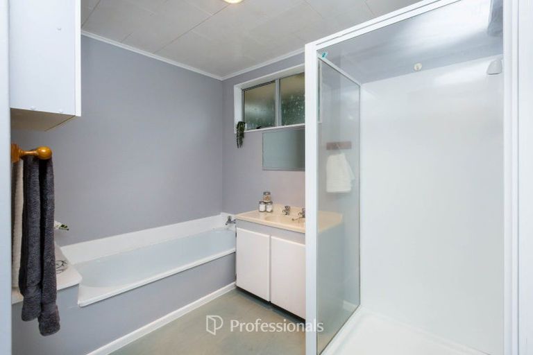 Photo of property in 35 Larchmont Grove, Totara Park, Upper Hutt, 5018
