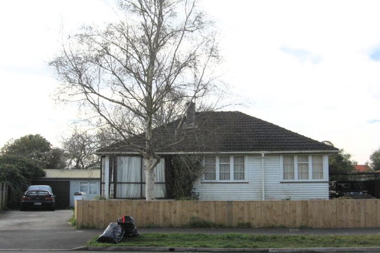 Photo of property in 22 Balloch Street, Fairfield, Hamilton, 3214