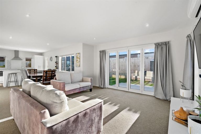 Photo of property in 68 Prado Drive, Pukekohe, 2120