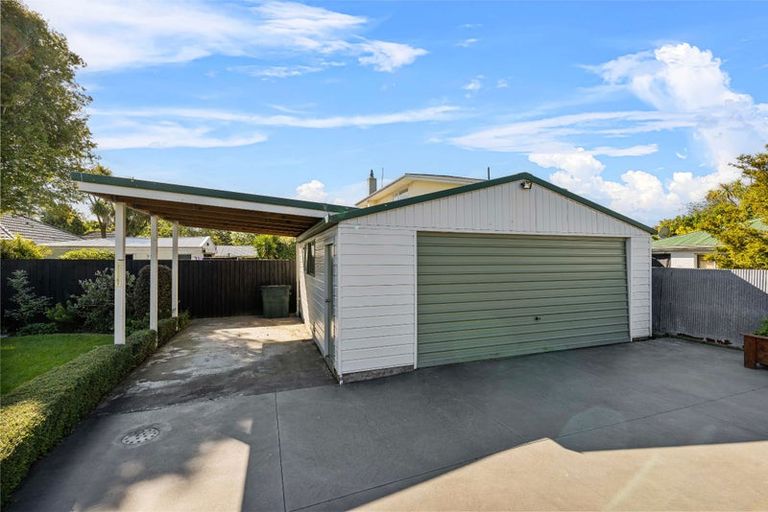 Photo of property in 27 Colman Avenue, Sockburn, Christchurch, 8042