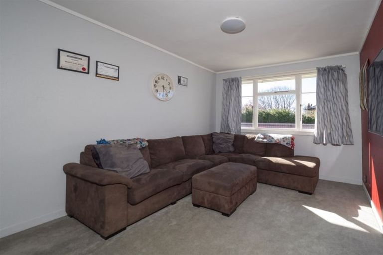 Photo of property in 59 Mcmurdo Street, Tinwald, Ashburton, 7700