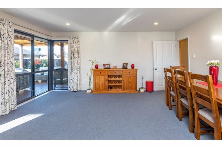 Photo of property in 15 Greenmeadow Gardens, Belfast, Christchurch, 8051