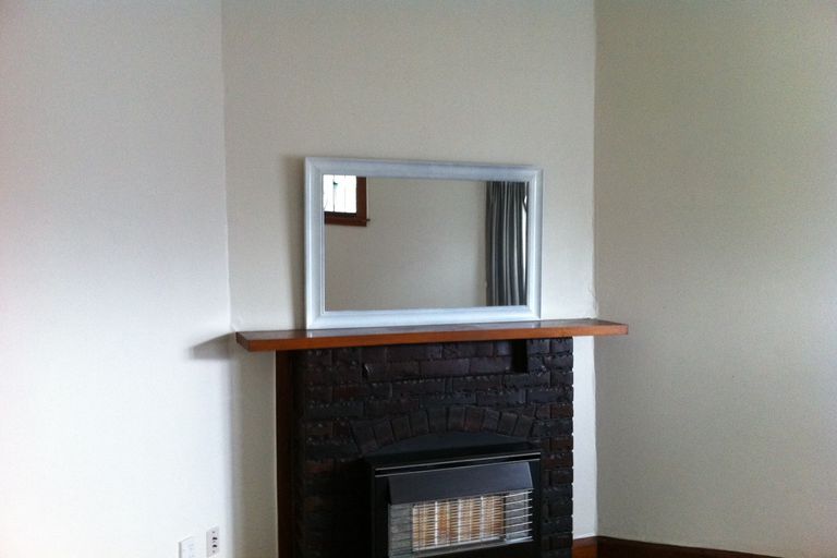 Photo of property in 21 Aroha Street, Takaro, Palmerston North, 4410