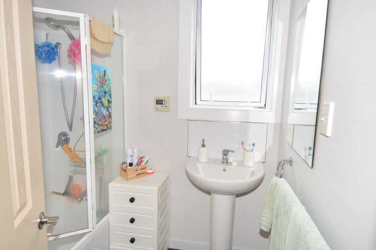 Photo of property in 32 Joseph Street, Waverley, Invercargill, 9810