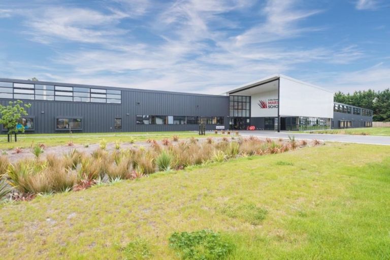 Photo of property in 22 Leader Street, Marshland, Christchurch, 8083