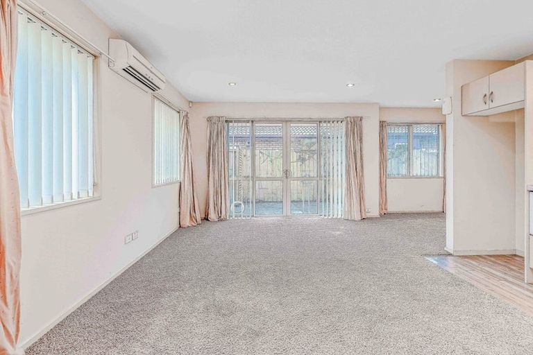 Photo of property in 1/37 Oakhampton Street, Hornby, Christchurch, 8042