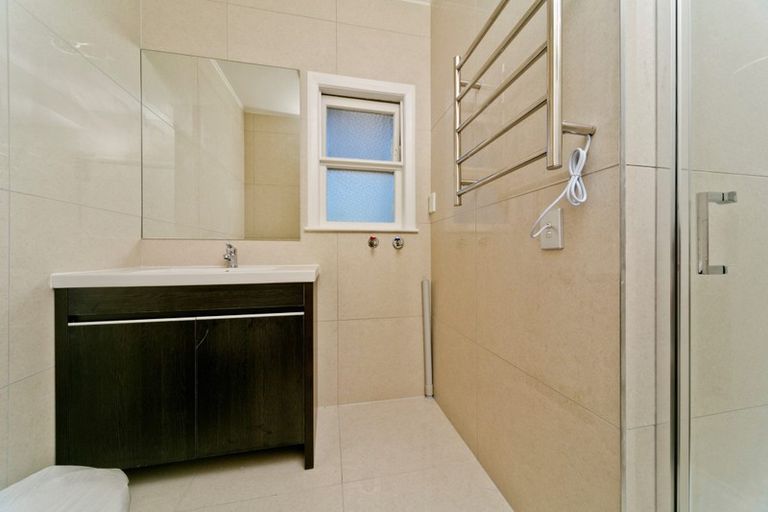 Photo of property in 20 Tristram Avenue, Forrest Hill, Auckland, 0620