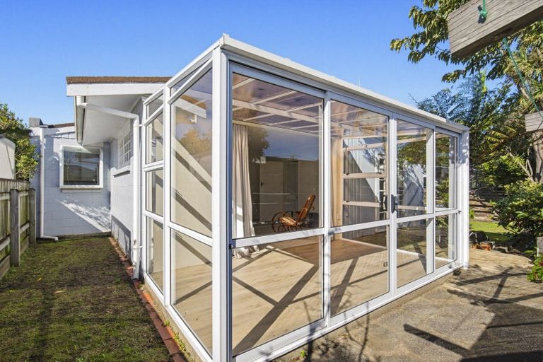 Photo of property in 6 Teoti Street, Paraparaumu Beach, Paraparaumu, 5032