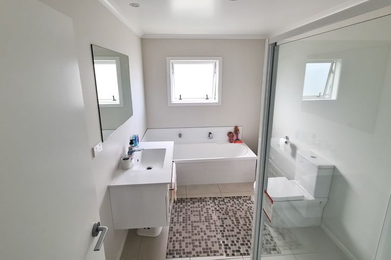 Photo of property in 13 Ridgedale Crescent, Flagstaff, Hamilton, 3210