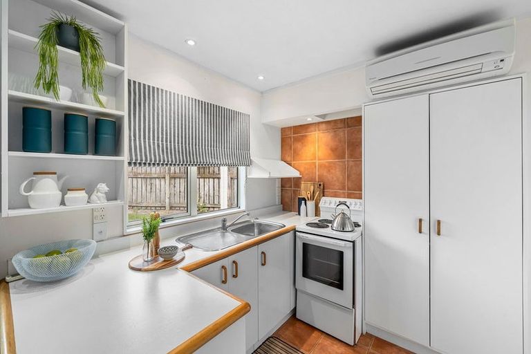 Photo of property in 8 Malcolm Street, Martinborough, 5711