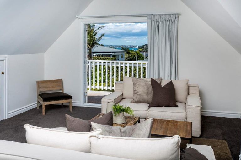 Photo of property in 1 Ascot Avenue, Narrow Neck, Auckland, 0624