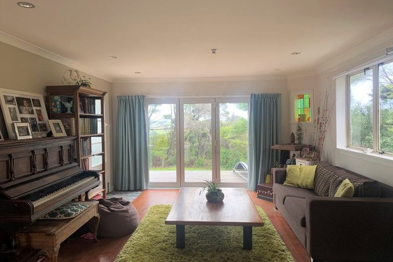 Photo of property in 309 School Road, Waimauku, 0881