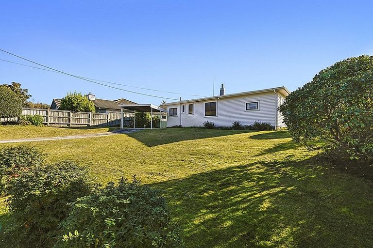 Photo of property in 17 Selwyn Road, Lynmore, Rotorua, 3010