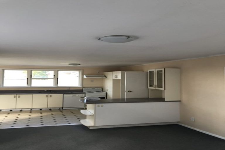 Photo of property in 12a Maraval Crescent, Grenada Village, Wellington, 6037