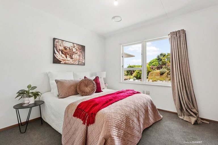 Photo of property in 3 Rossport Street, Johnsonville, Wellington, 6037