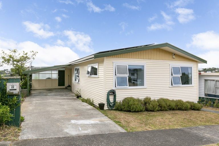 Photo of property in 22 Waiwera Crescent, Maupuia, Wellington, 6022