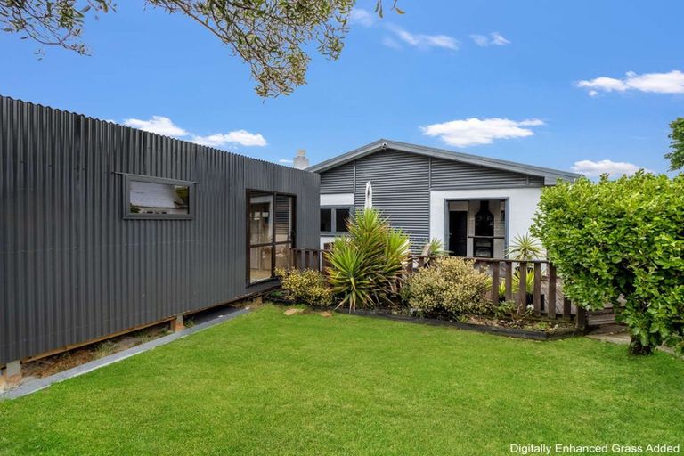 Photo of property in 33 East Belt, Rangiora, 7400