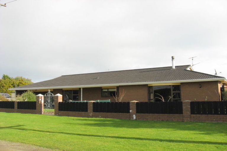 Photo of property in 118 Ruru Avenue, Otatara, Invercargill, 9879