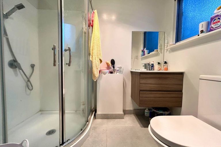 Photo of property in 88 Glendene Avenue, Glendene, Auckland, 0602