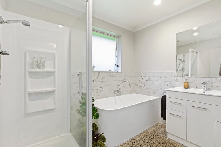 Photo of property in 10b Taramea Rise, Pyes Pa, Tauranga, 3112