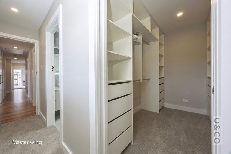 Photo of property in 2 Queen Street, Riverhead, 0820