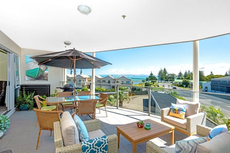 Photo of property in Bay View, 9/90 Customhouse Street, Gisborne, 4010