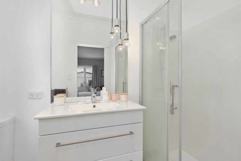 Photo of property in 21 Pilmuir Street, Hutt Central, Lower Hutt, 5010