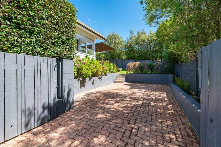 Photo of property in 2/45 Reynella Drive, Massey, Auckland, 0614