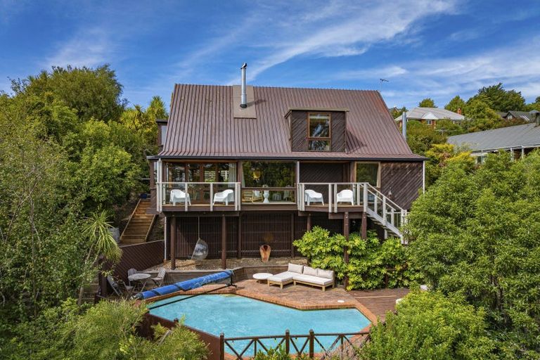 Photo of property in 28 Bengal Drive, Cashmere, Christchurch, 8022