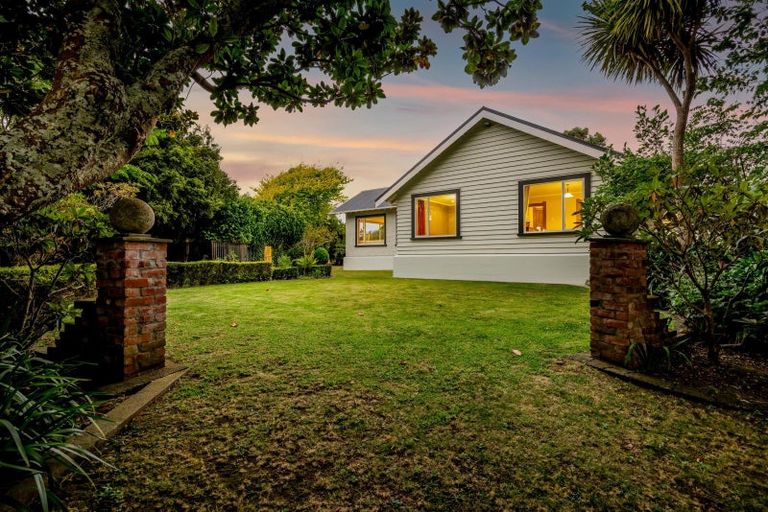 Photo of property in 49 Waihi Road, Hawera, 4610