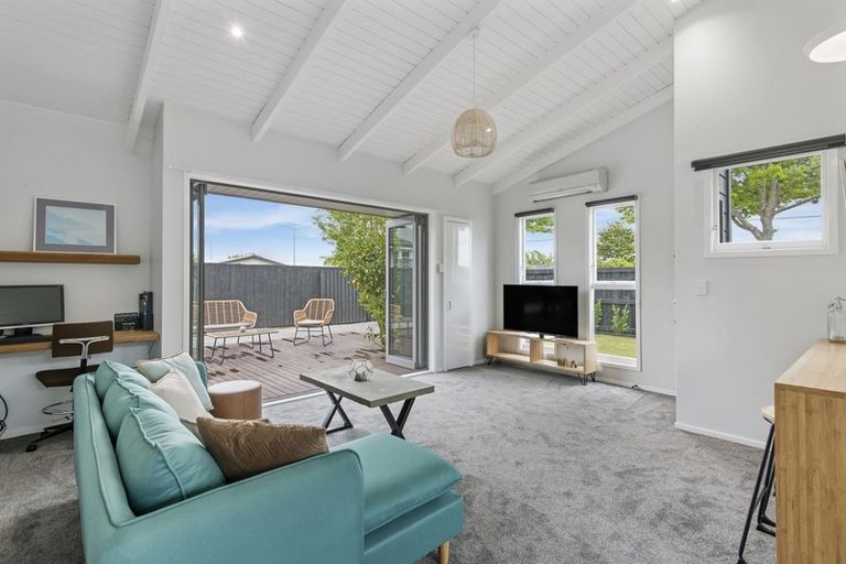 Photo of property in 389 Harewood Road, Bishopdale, Christchurch, 8053