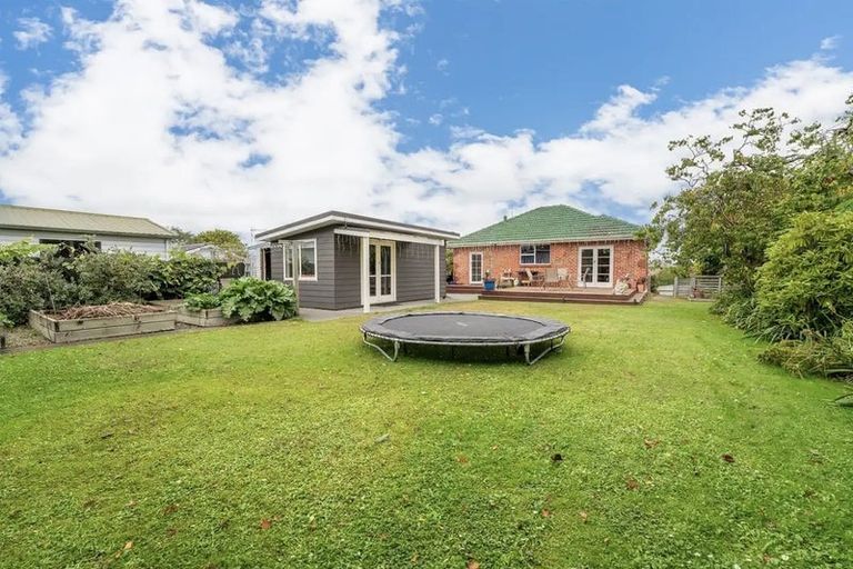 Photo of property in 29 Hill View Crescent, Highfield, Timaru, 7910