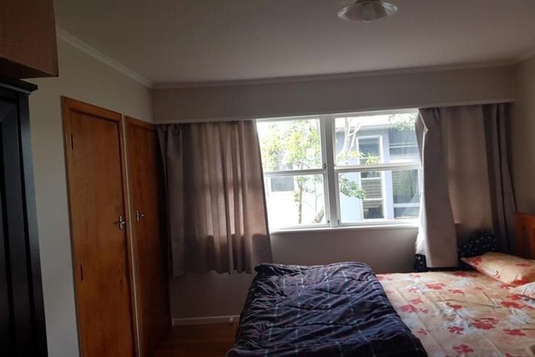 Photo of property in 1/31 Raines Avenue, Forrest Hill, Auckland, 0620
