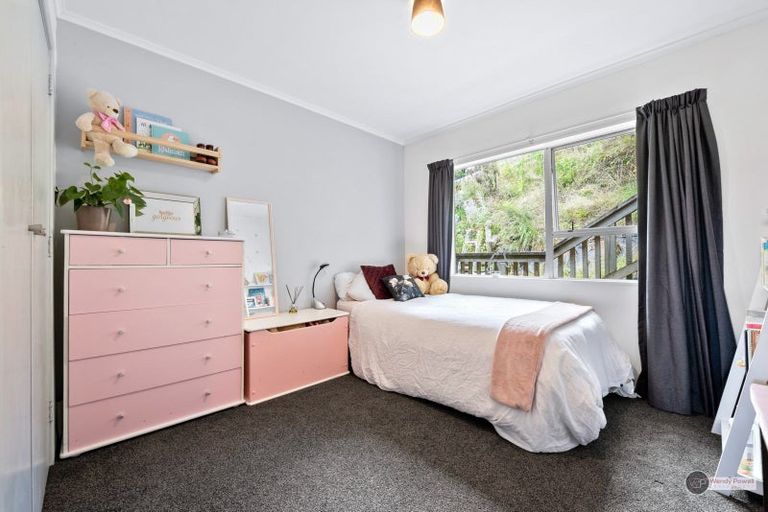 Photo of property in 99a Bird Grove, Stokes Valley, Lower Hutt, 5019