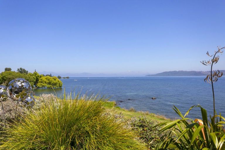 Photo of property in 10 Oregon Drive, Rainbow Point, Taupo, 3330