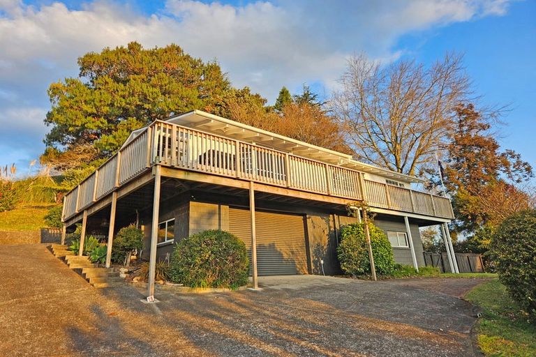 Photo of property in 16 Fairview Terrace, Paeroa, 3600