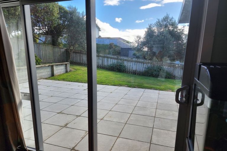 Photo of property in 1 Kahurangi Heights, Aotea, Porirua, 5024