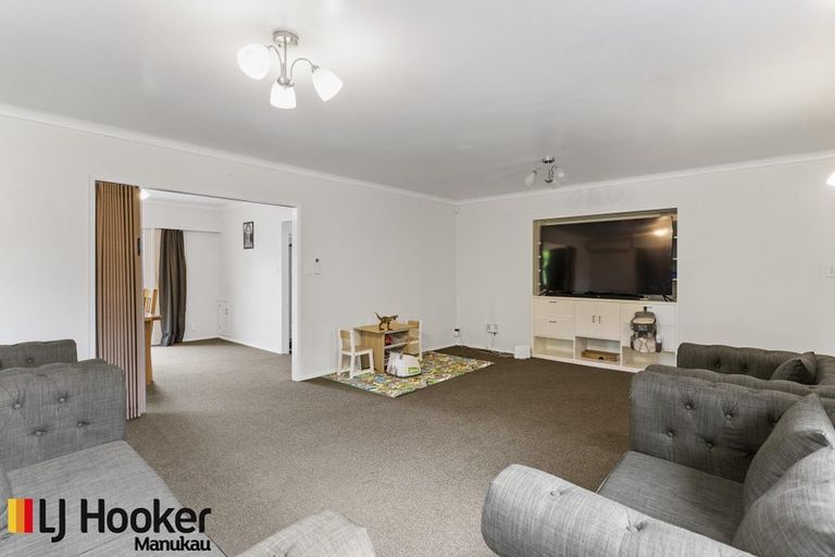 Photo of property in 328 Great South Road, Opaheke, Papakura, 2113
