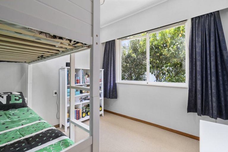 Photo of property in 38 Clawton Street, Westown, New Plymouth, 4310
