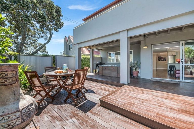 Photo of property in 3/58 Takutai Avenue, Half Moon Bay, Auckland, 2012