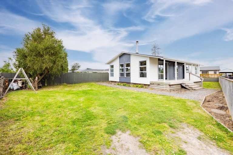 Photo of property in 12b Guy Street, Waipawa, 4210
